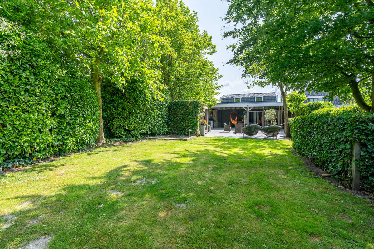 Vrijstaande woning te koop: Warder 174, Warder