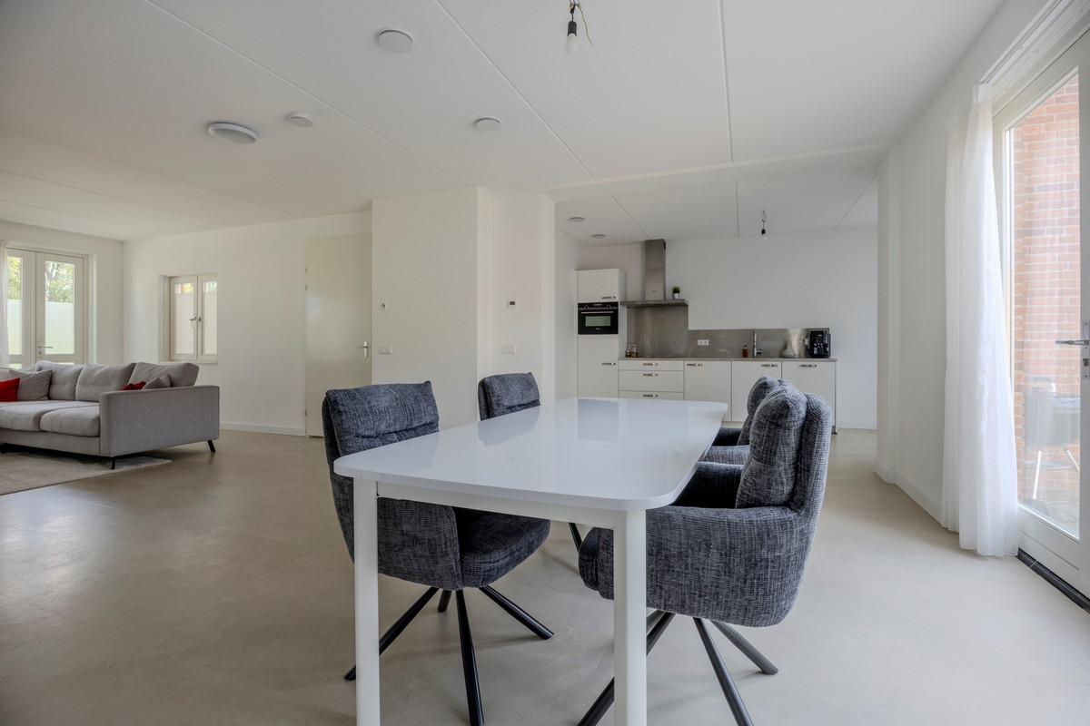 Tussenwoning te koop: Warmoldstraat 75B, Rotterdam