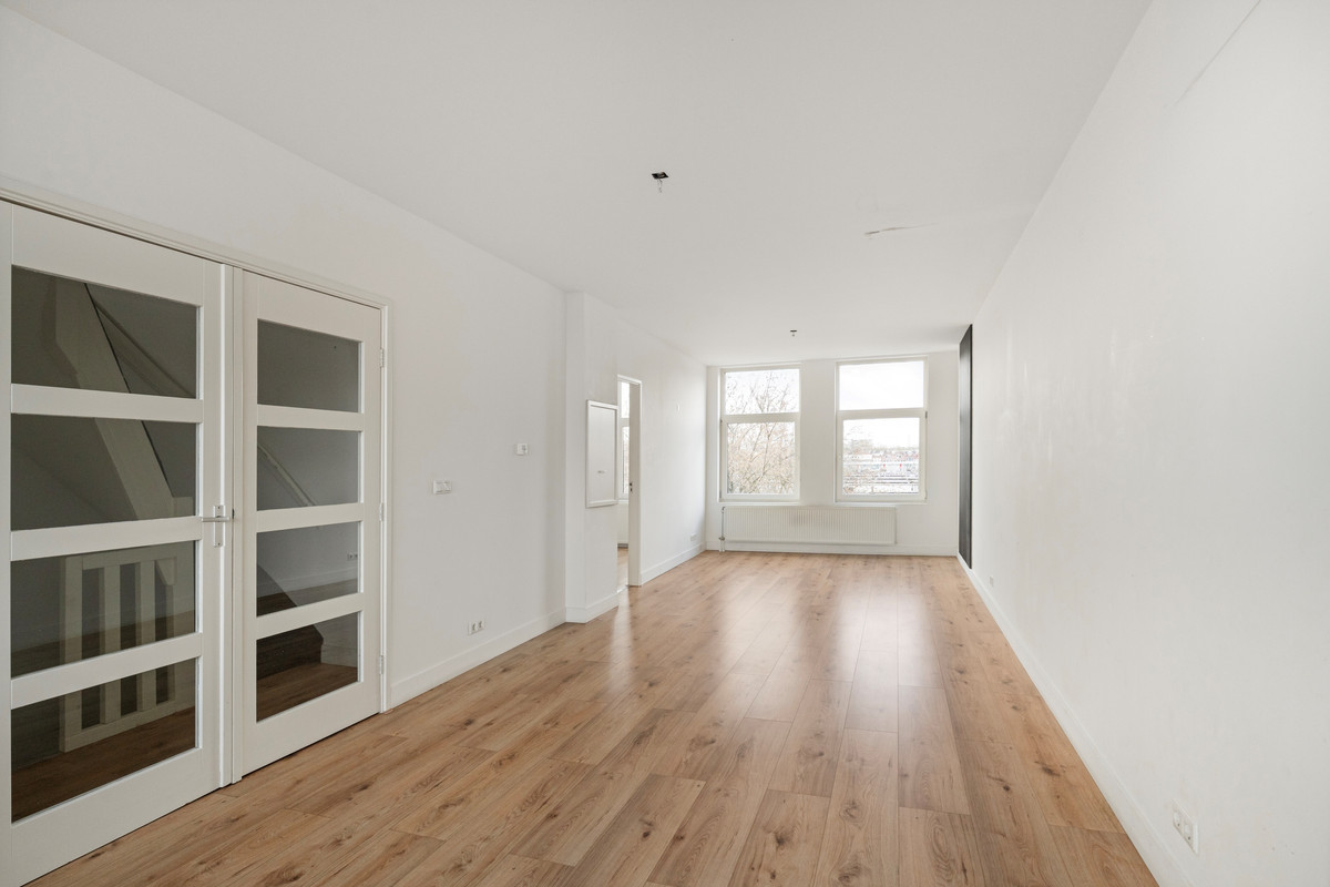 Appartement te koop: Lange Hilleweg 214B02, Rotterdam