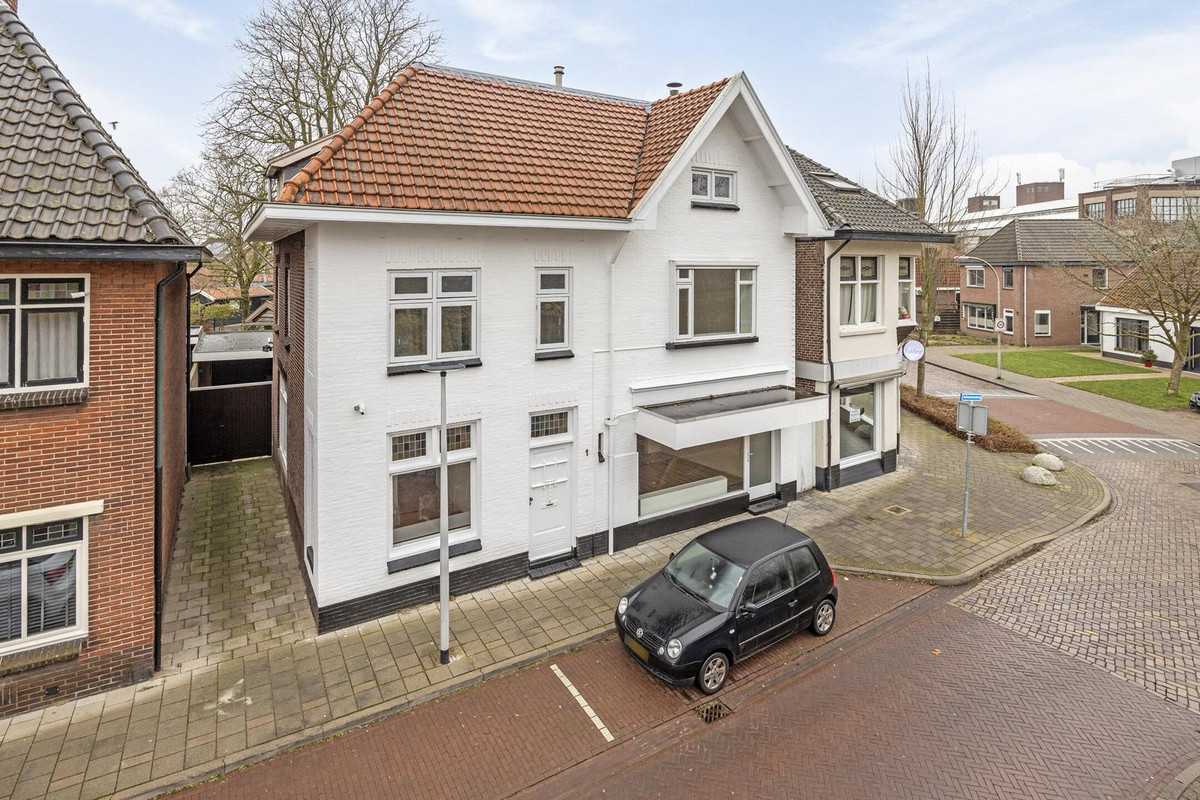 Vrijstaande woning te koop: Johannaweg 1, Hengelo