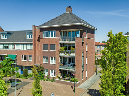 Albert Neuhuysstraat 44