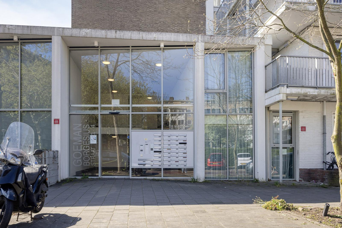 Studio te koop: Goeman Borgesiusstraat 2A, Amsterdam
