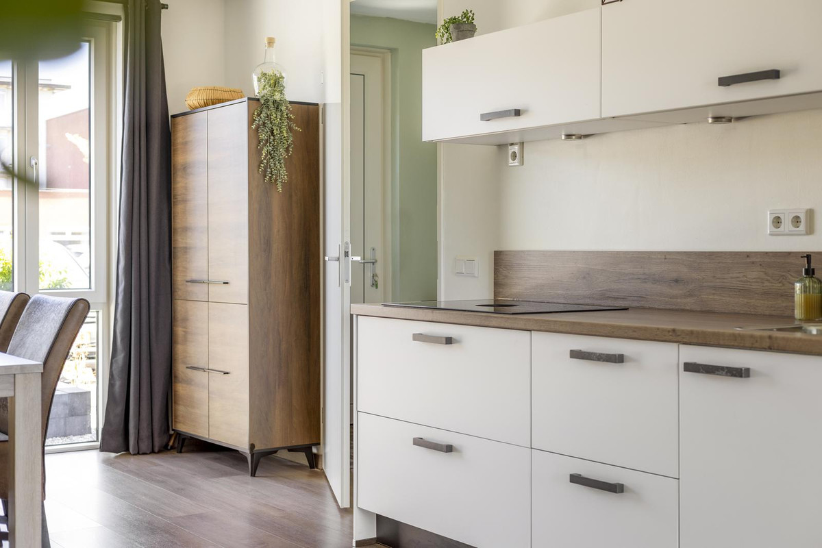 Tussenwoning te koop: Kornelis ter Laanstraat 5, Delfzijl