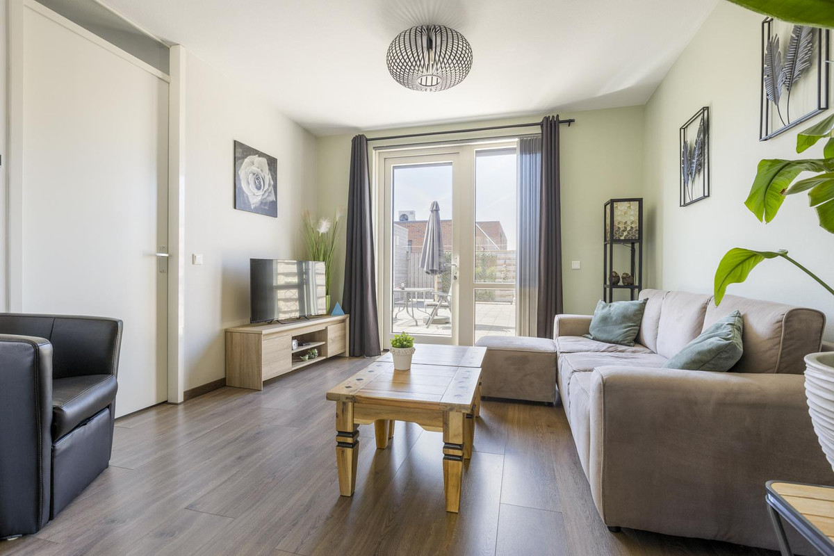 Tussenwoning te koop: Kornelis ter Laanstraat 5, Delfzijl
