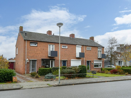 Pastoor-Janssenstraat 17