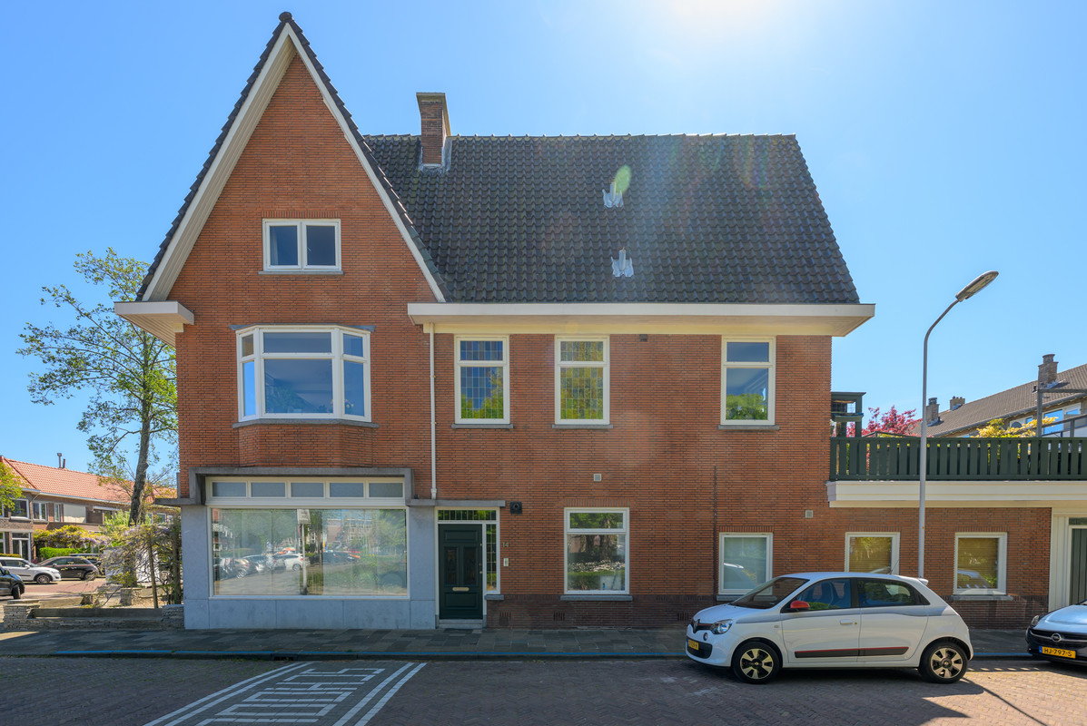 Appartement te koop: Van Lodensteijnstraat 14, Voorburg