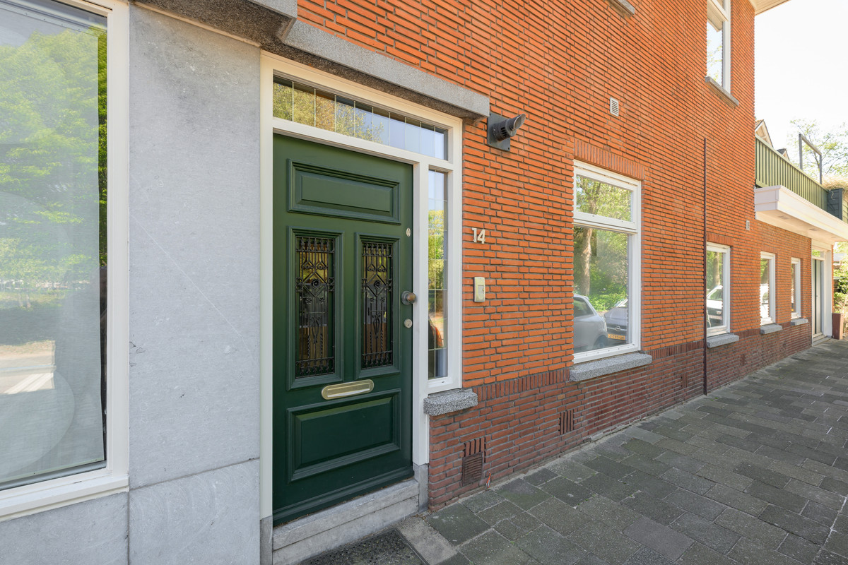 Appartement te koop: Van Lodensteijnstraat 14, Voorburg
