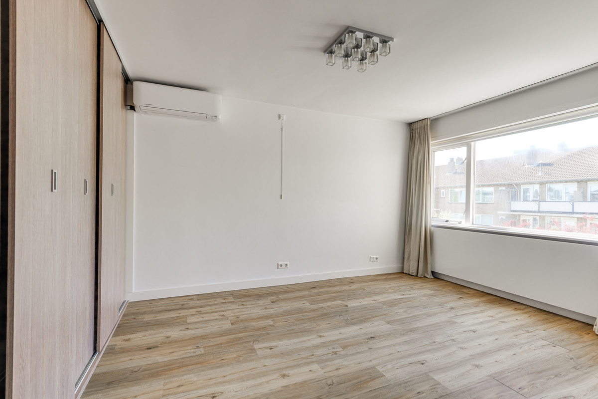 Appartement te koop: Van Lodensteijnstraat 14, Voorburg