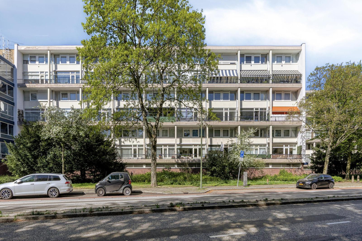 Appartement te koop: S.M. Hugo van Gijnweg 109, Dordrecht