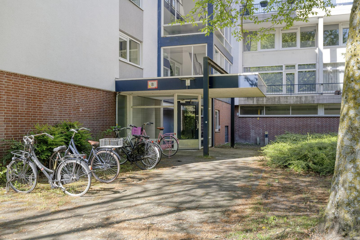 Appartement te koop: S.M. Hugo van Gijnweg 109, Dordrecht