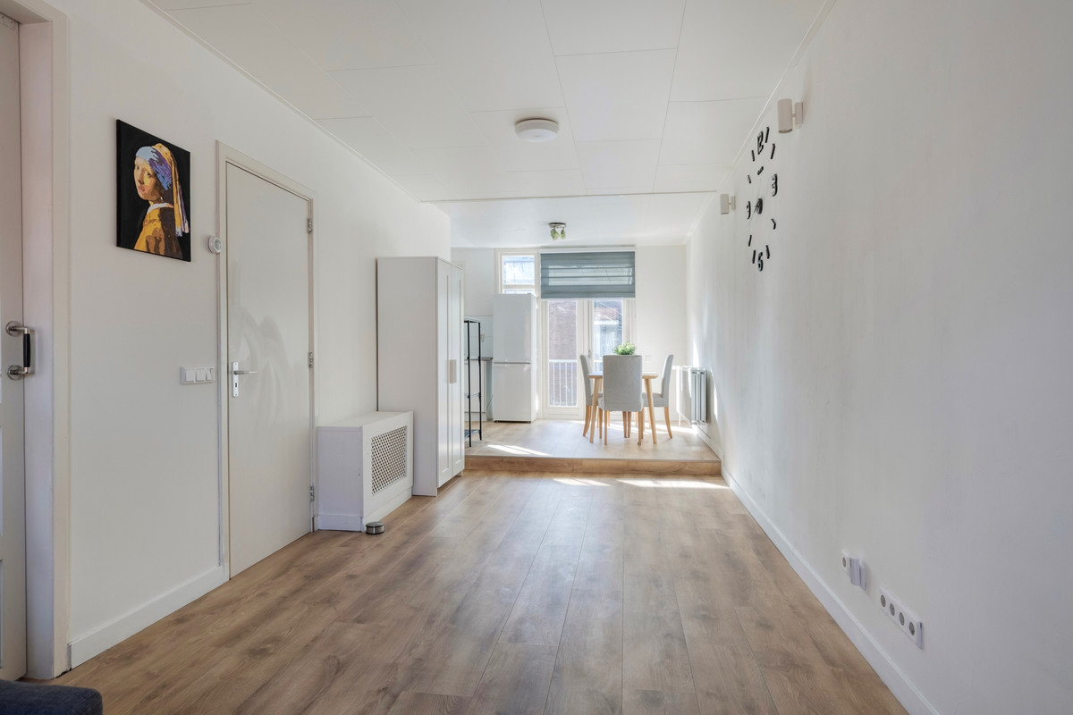 Appartement te koop: Marktweg 74, 'S-Gravenhage