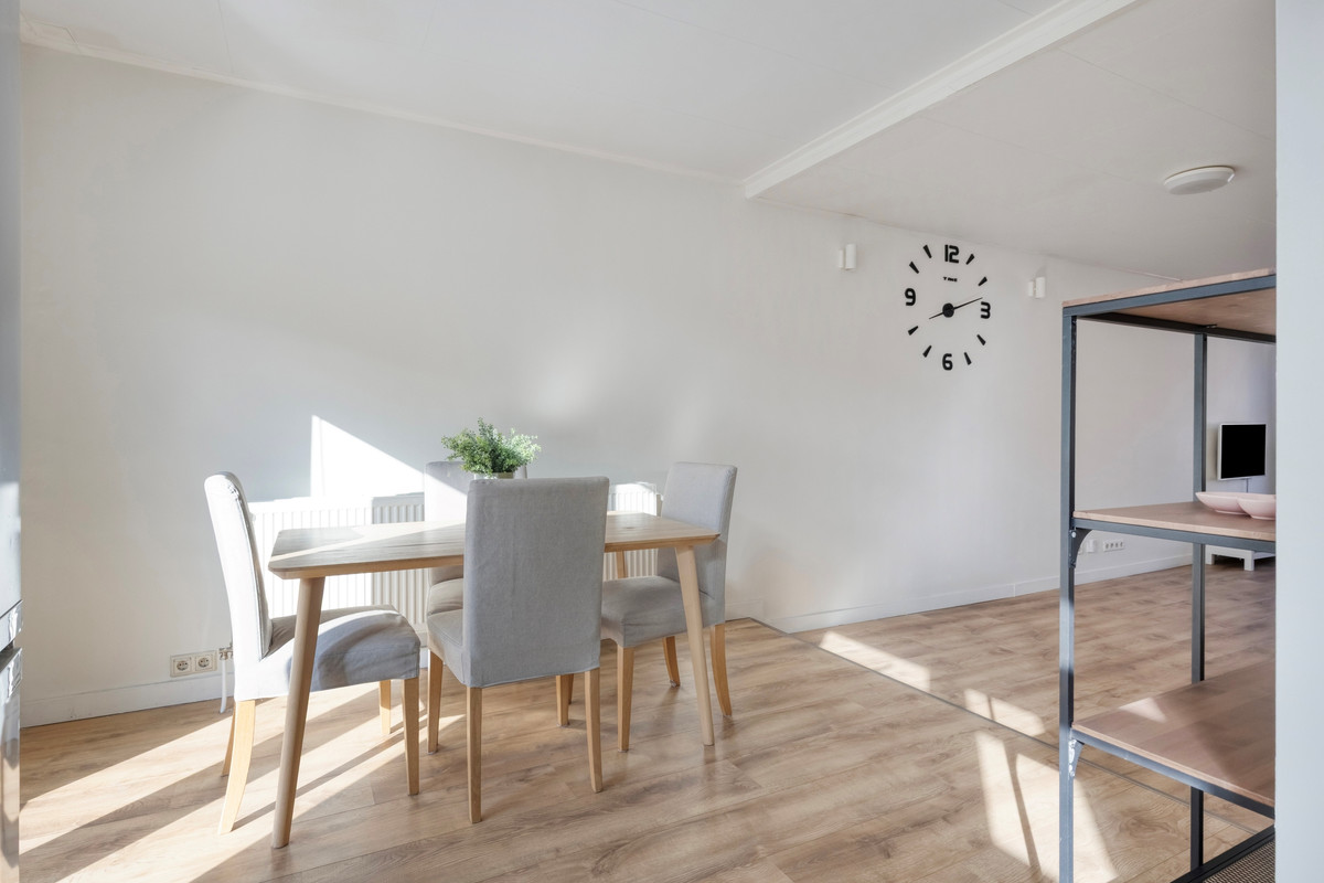 Appartement te koop: Marktweg 74, 'S-Gravenhage
