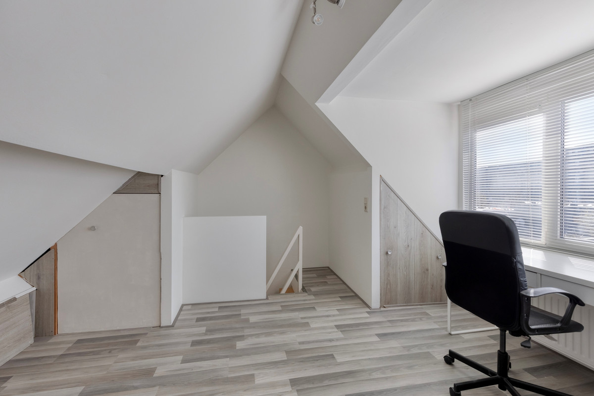 Appartement te koop: Marktweg 74, 'S-Gravenhage