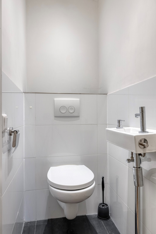 Appartement te koop: Marktweg 74, 'S-Gravenhage