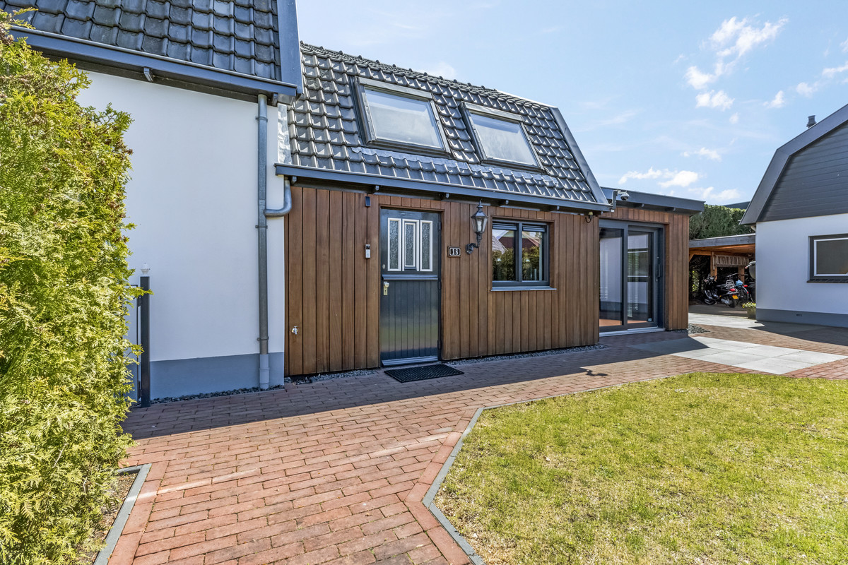 Vrijstaande woning te koop: Otterloseweg 18, Ede