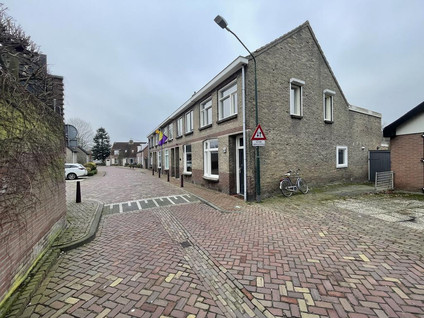 free-sector-houses for rent on Papenstraat 4