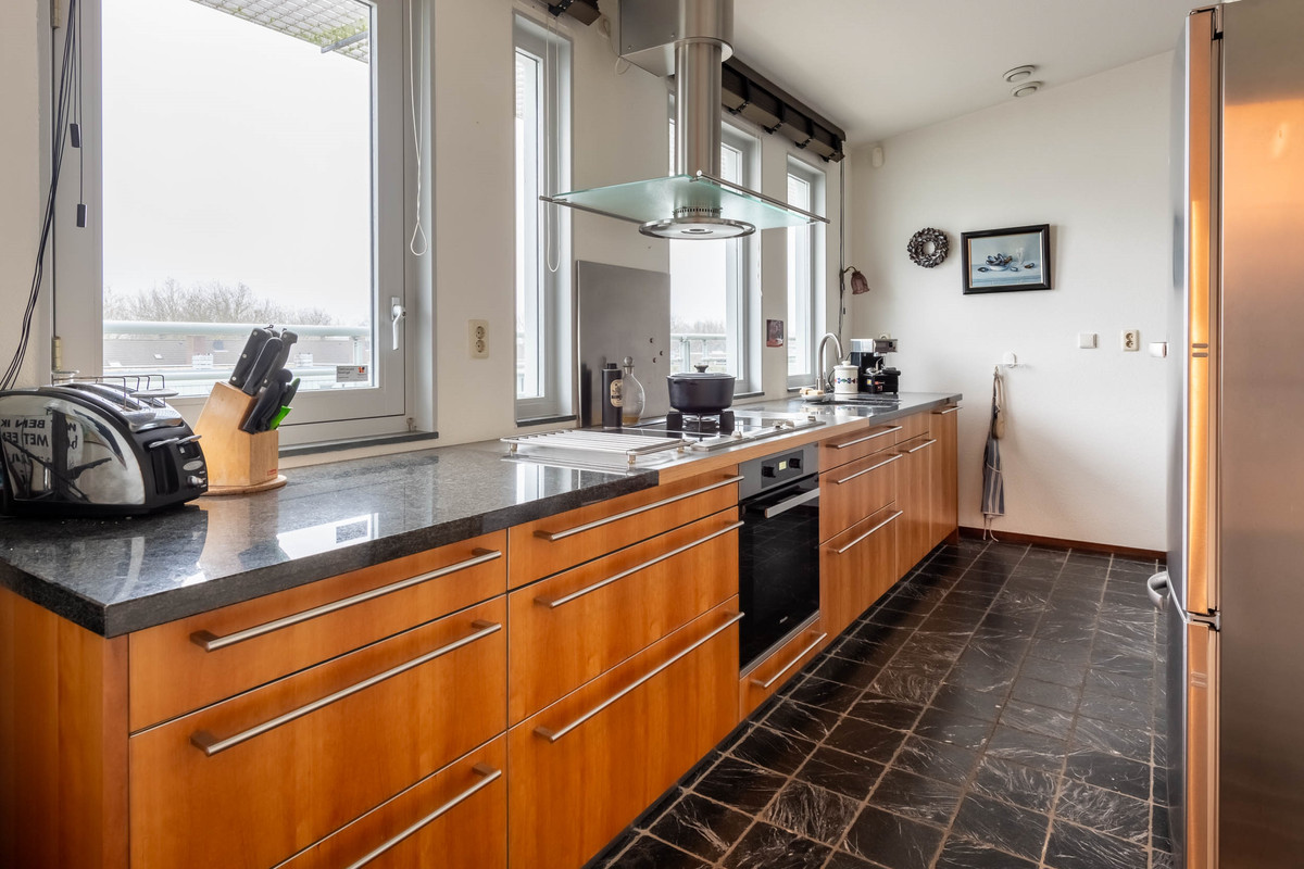Appartement te koop: Van Heenvlietlaan 311, Amsterdam