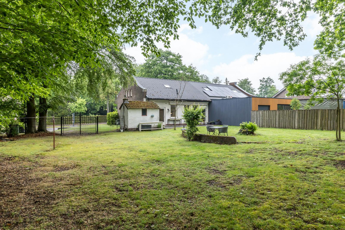 Twee-onder-één-kap te koop: Rimburgerweg 2, Brunssum