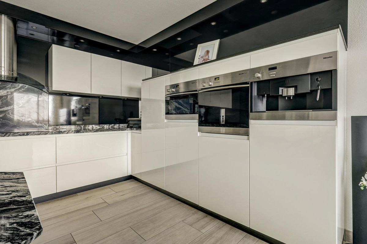 Appartement te koop: Beugstraat 45, Hoogvliet Rotterdam