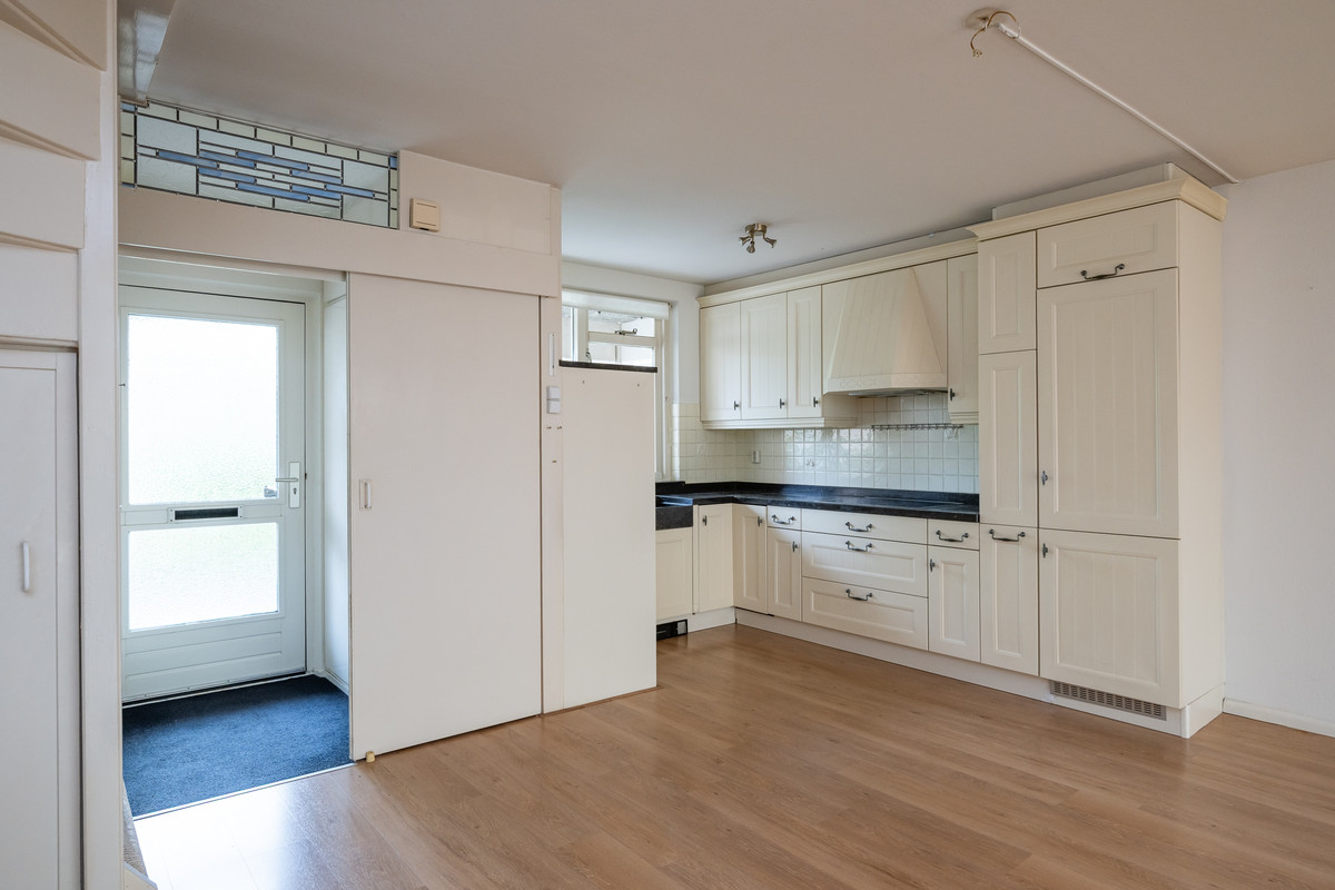 Tussenwoning te koop: Princenhofplein 23, Almere