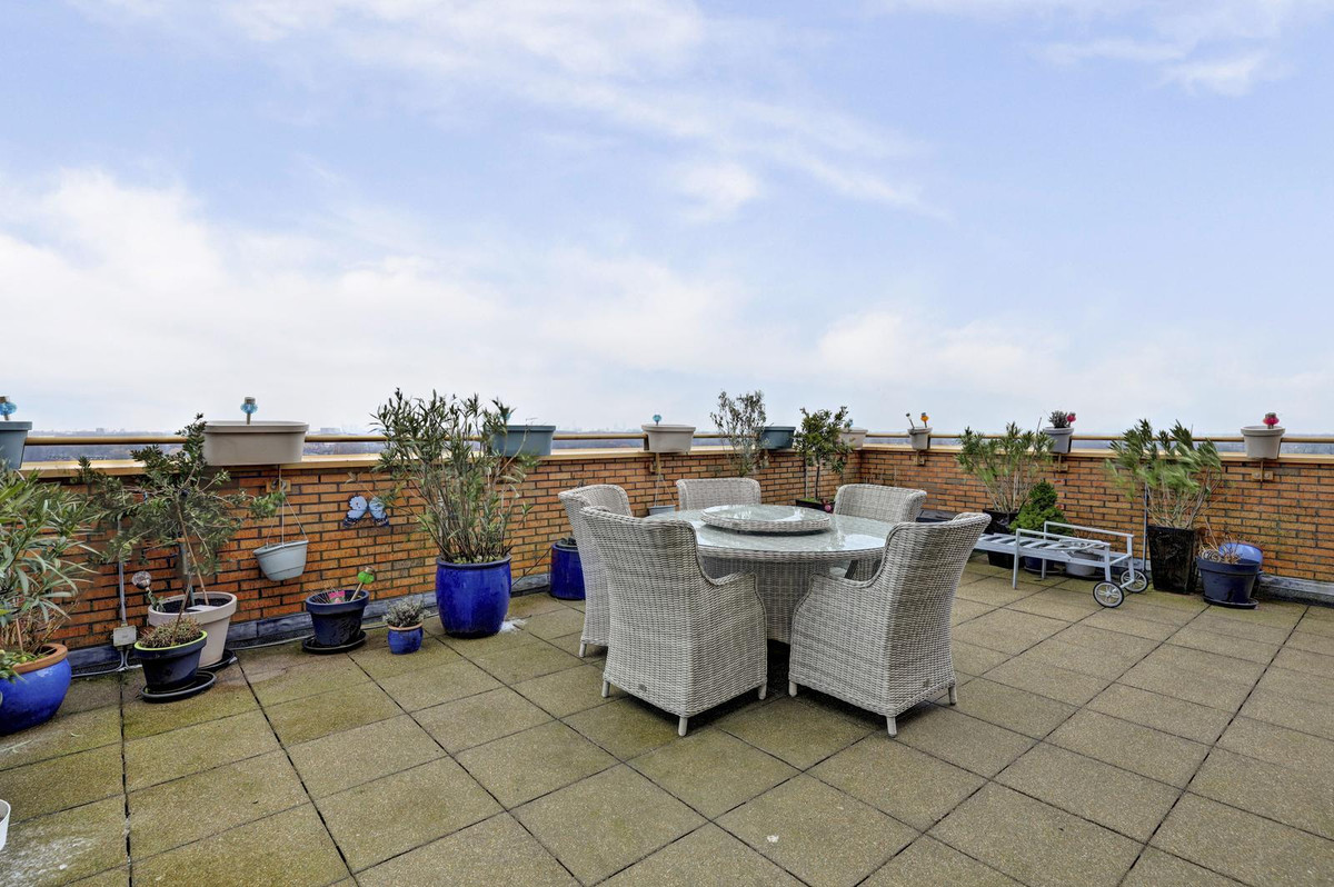 Appartement te koop: Beugstraat 45, Hoogvliet Rotterdam
