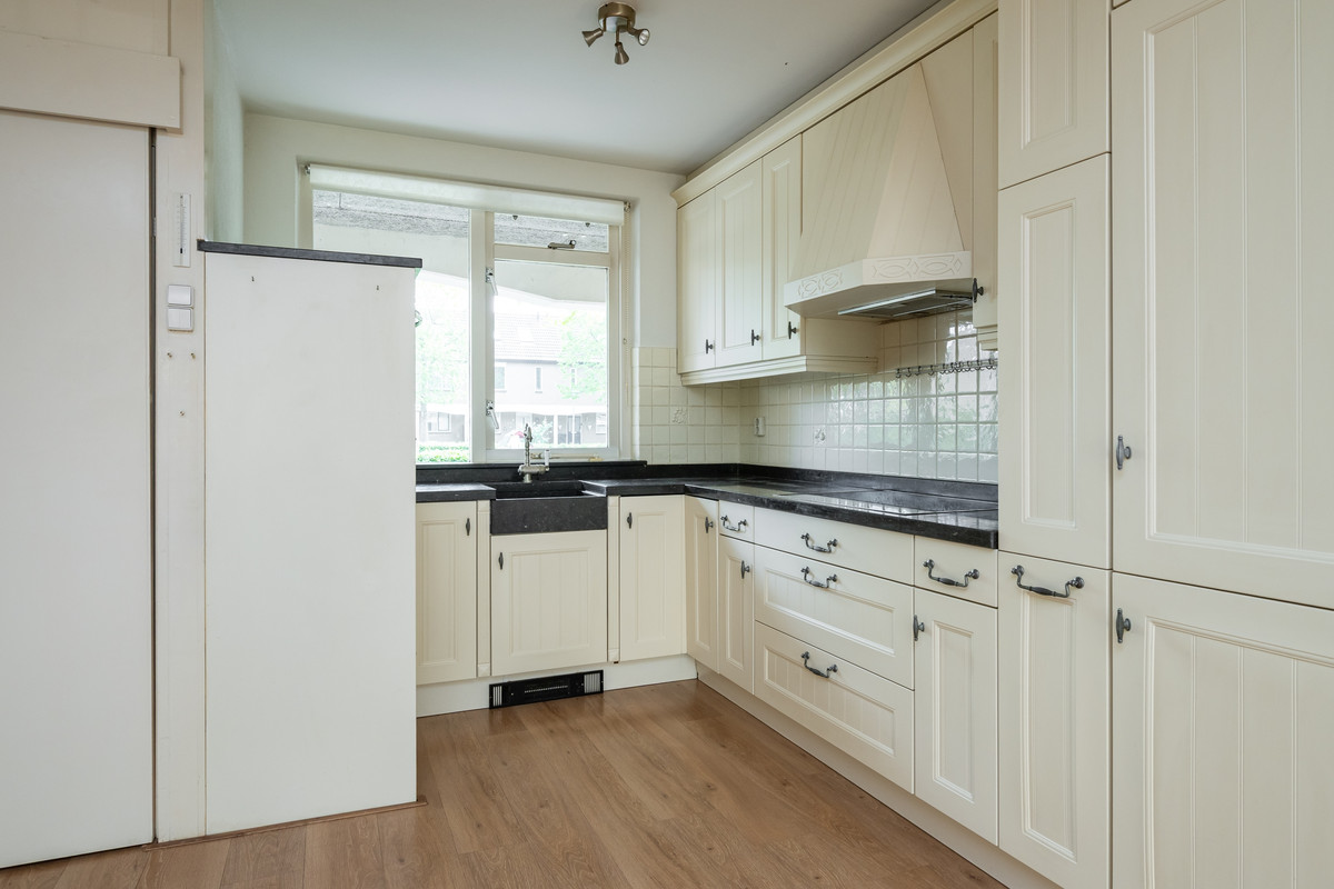 Tussenwoning te koop: Princenhofplein 23, Almere