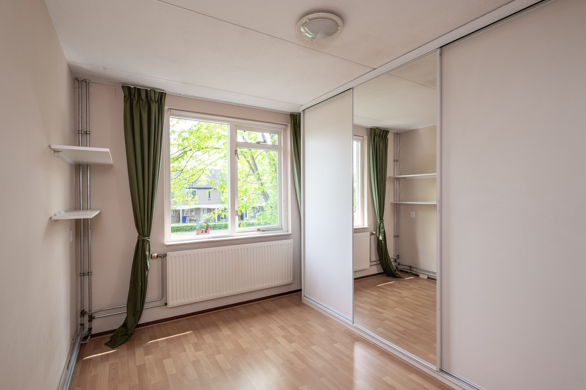 Tussenwoning te koop: Princenhofplein 23, Almere