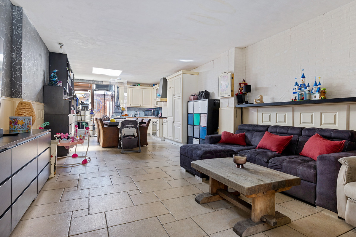 Tussenwoning te koop: Grensstraat 35, Beverwijk