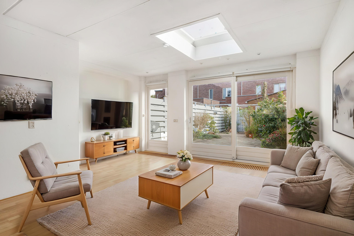 Tussenwoning te koop: C.J. Kieviethof 14, Hoofddorp