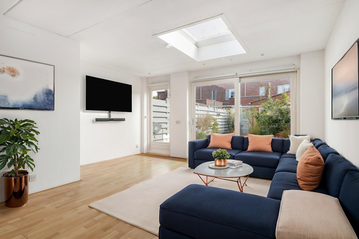Tussenwoning te koop: C.J. Kieviethof 14, Hoofddorp