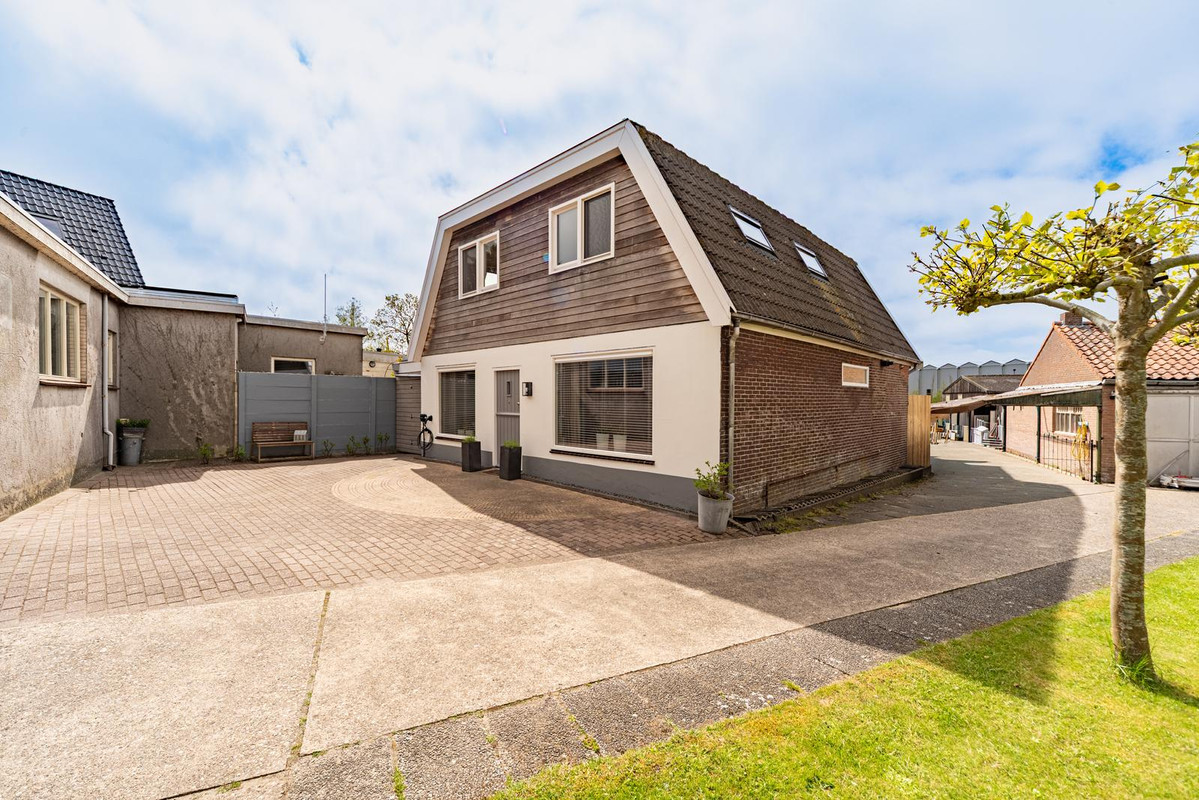 Vrijstaande woning te koop: Simon Koopmanstraat 11, Wervershoof