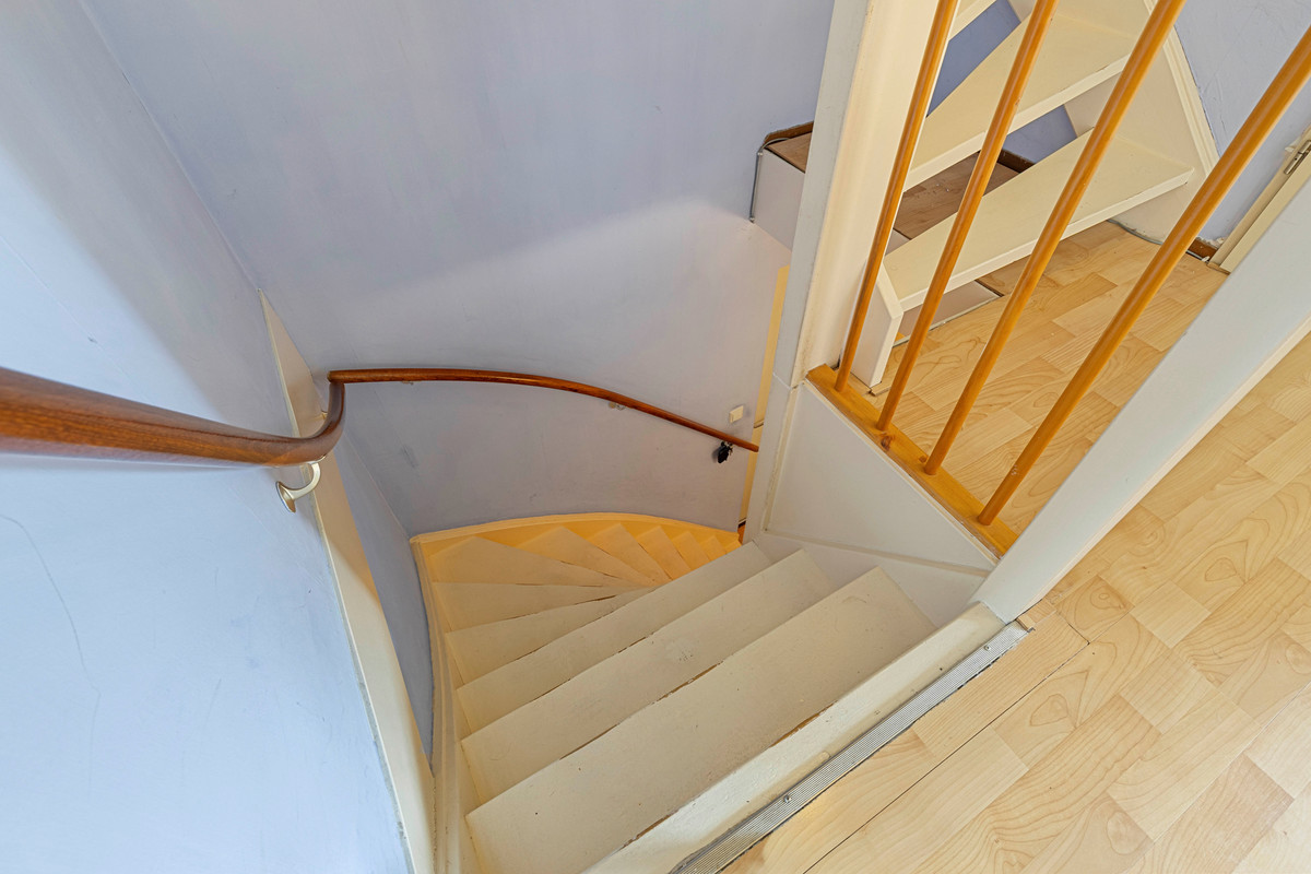 Tussenwoning te koop: Velhorstweide 24, Helmond
