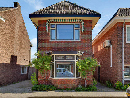 Van den Boschstraat 13