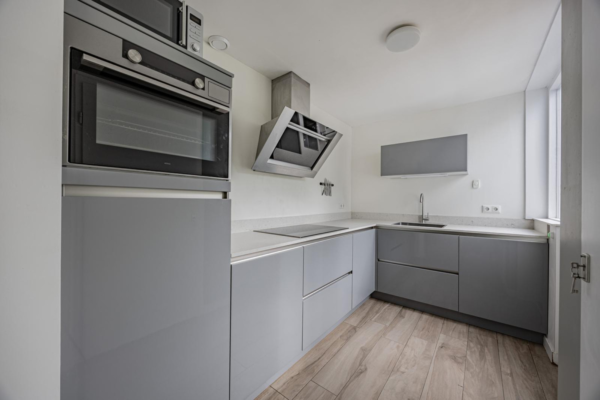 Twee-onder-één-kap te koop: Oostrandpark 52, Lelystad