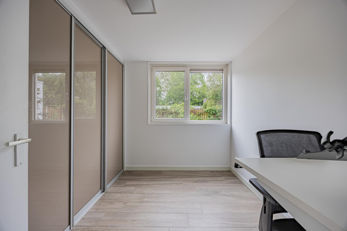 Twee-onder-één-kap te koop: Oostrandpark 52, Lelystad