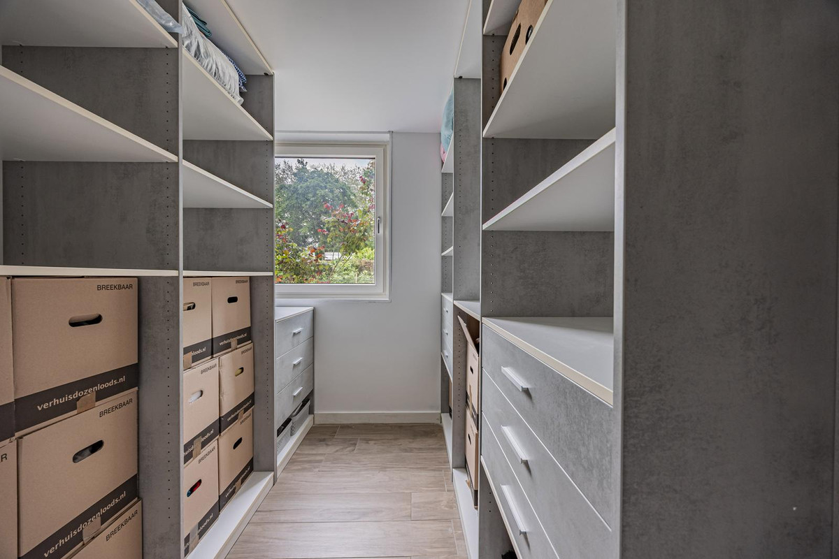Twee-onder-één-kap te koop: Oostrandpark 52, Lelystad
