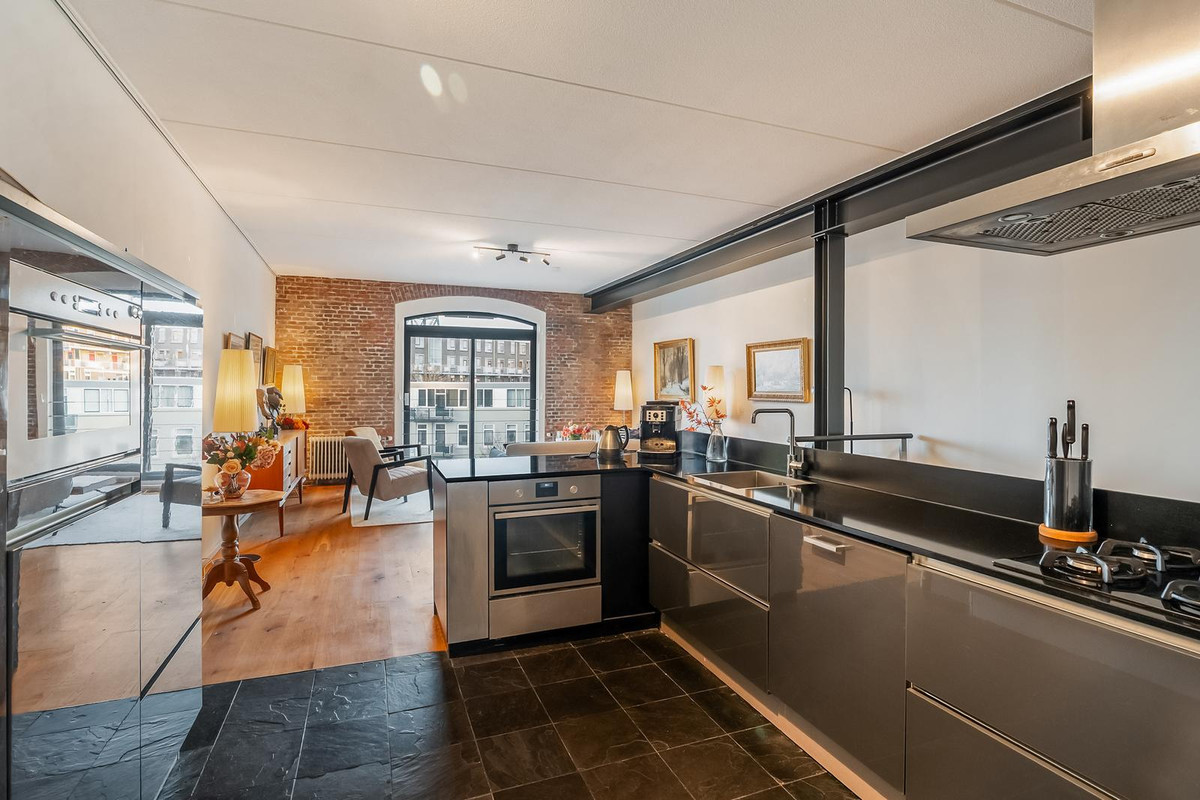 Appartement te koop: Handelsplein 35, Rotterdam