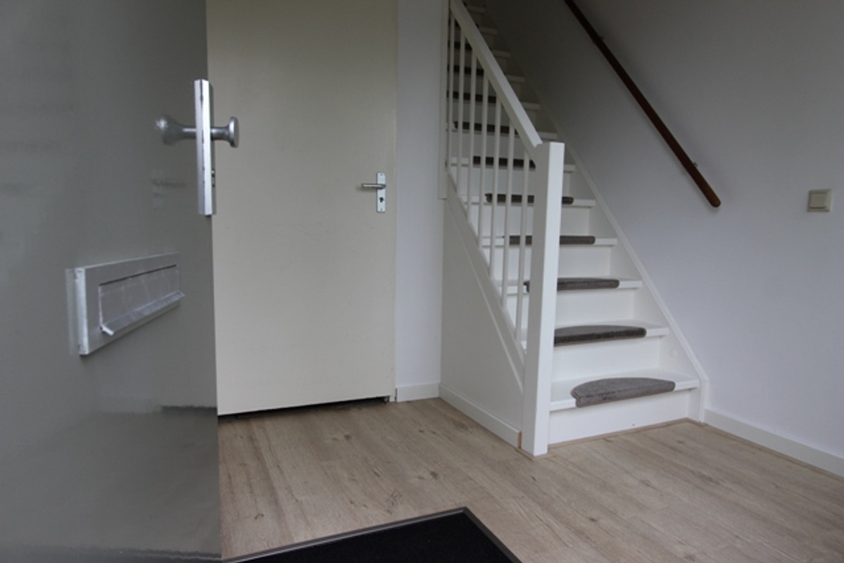 Appartement te huur: Renoirstraat 46, Almere