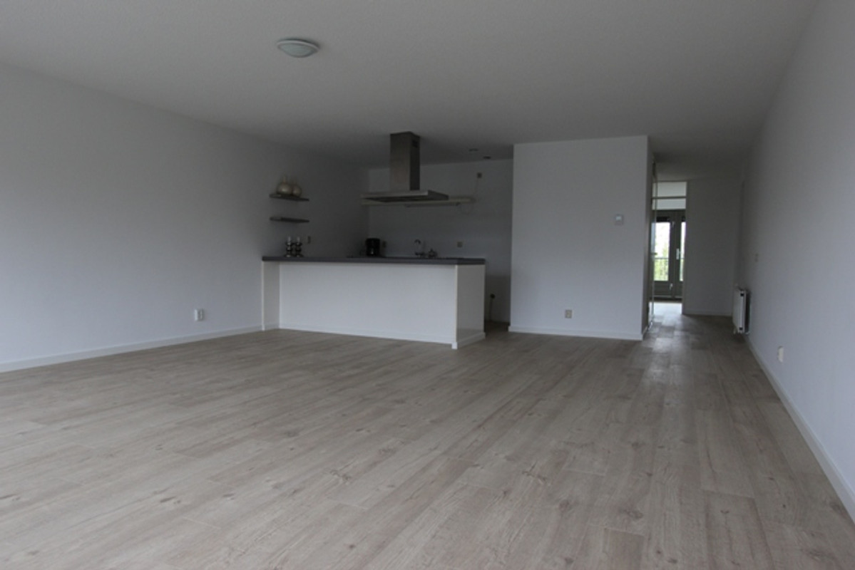 Appartement te huur: Renoirstraat 46, Almere
