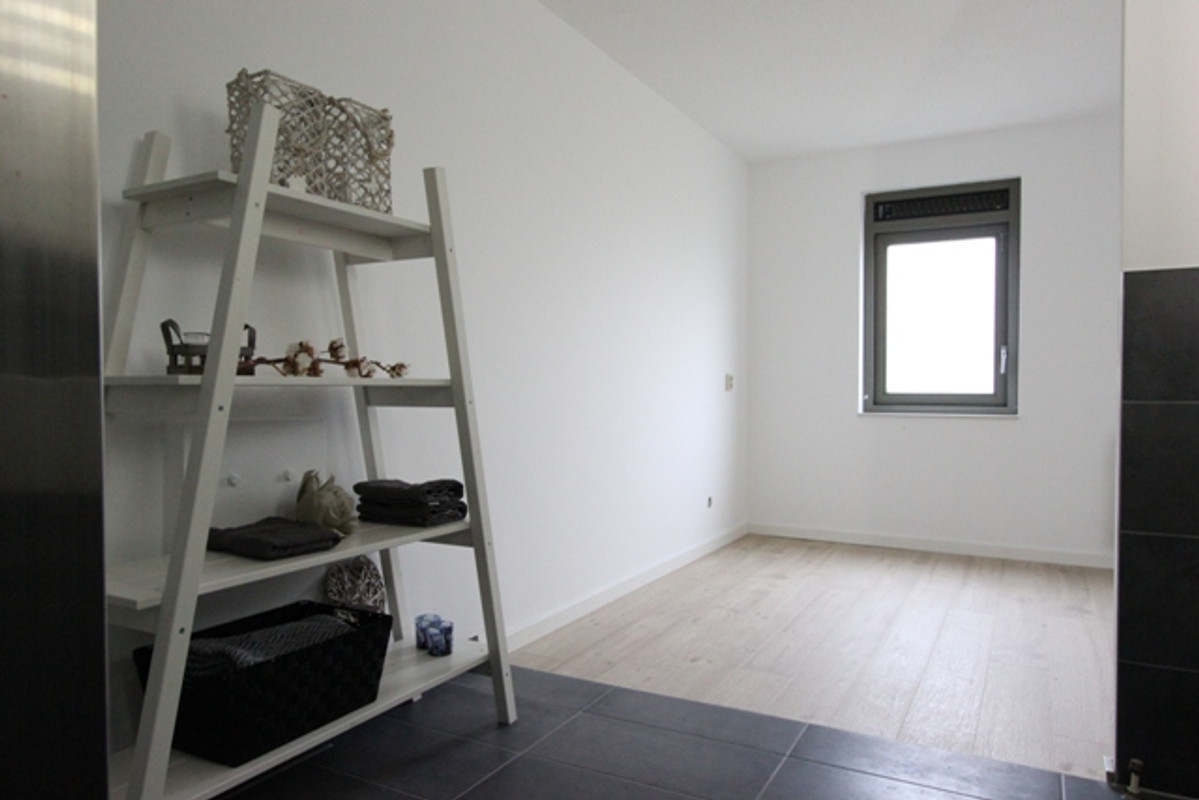 Appartement te huur: Renoirstraat 46, Almere