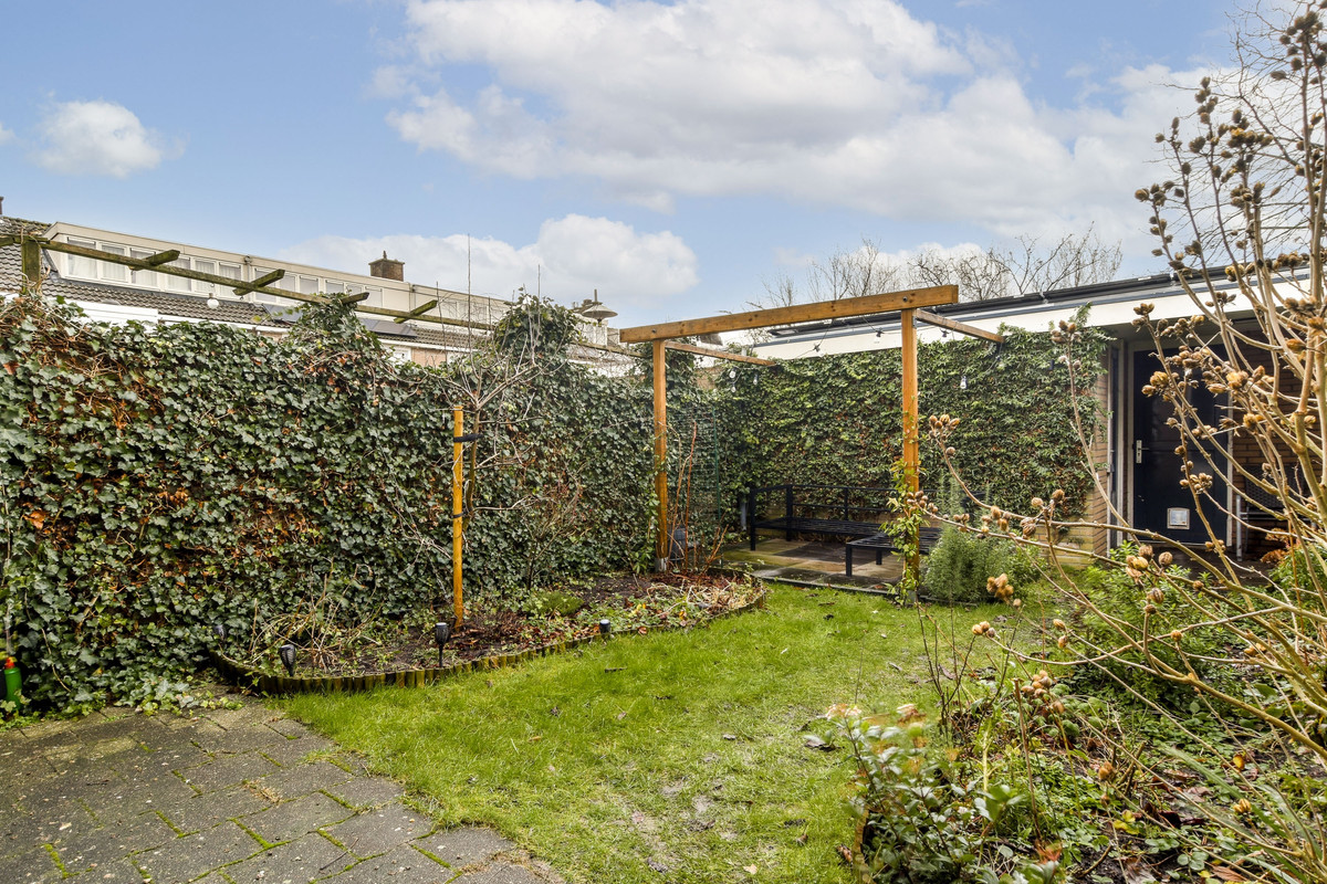 Tussenwoning te huur: Bagdaddreef 15, Utrecht