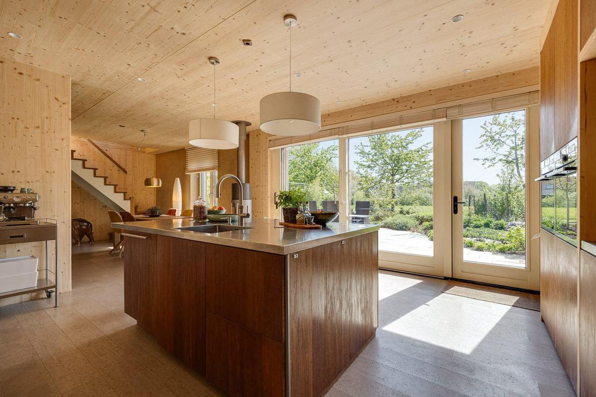 Vrijstaande woning te koop: De Houtwal 2D, Veghel
