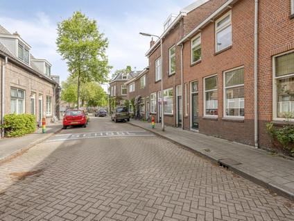 Mr. D.J. van Heusdestraat 46