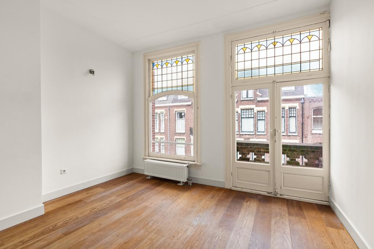 Appartement te koop: Valeriusstraat 143-3, Amsterdam