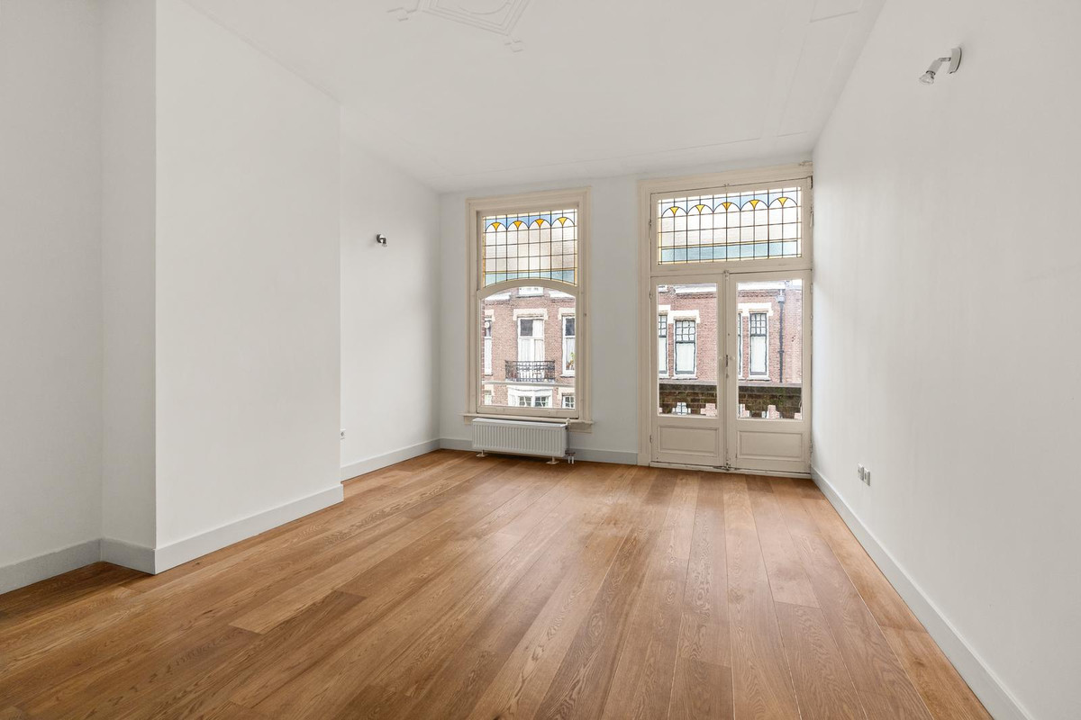 Appartement te koop: Valeriusstraat 143-3, Amsterdam