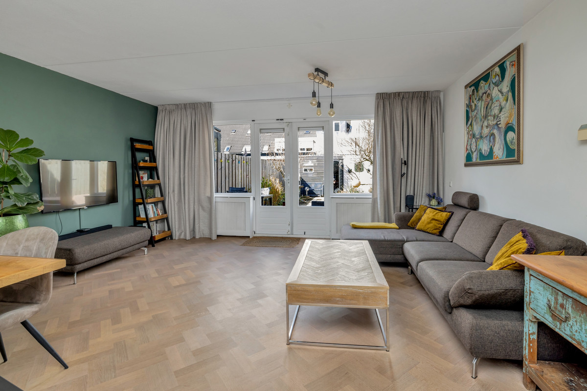 Hoekwoning te koop: Jan Palachstraat 37, Purmerend