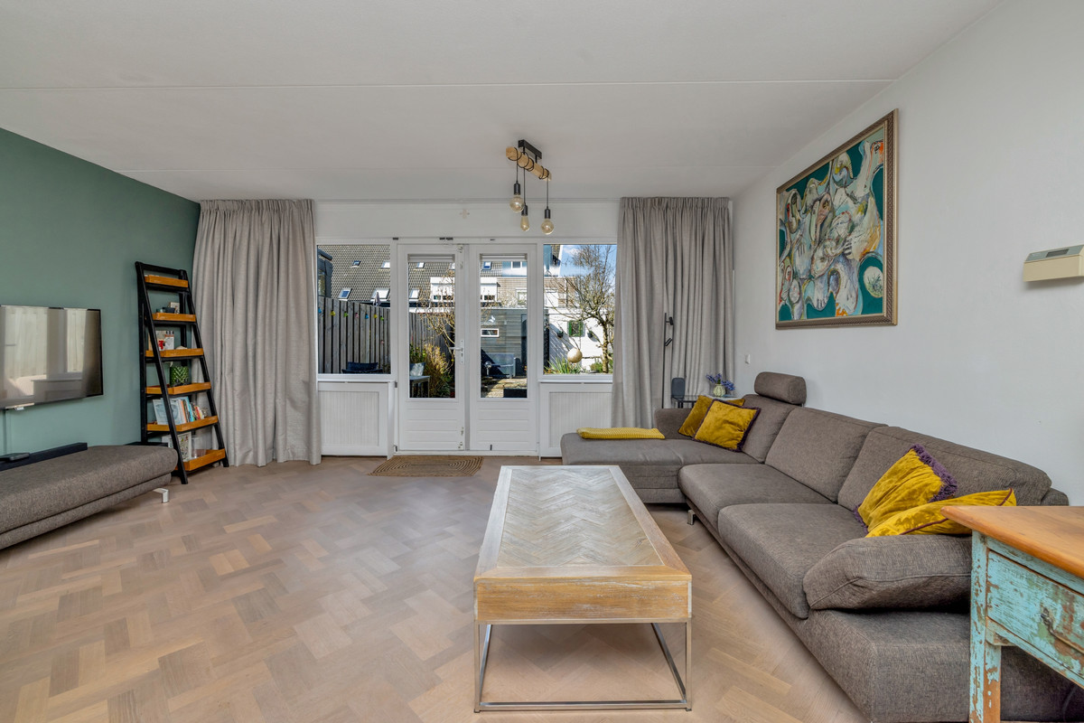 Hoekwoning te koop: Jan Palachstraat 37, Purmerend