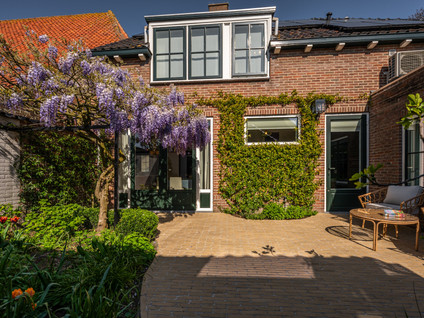 St. Pieterstraat 25