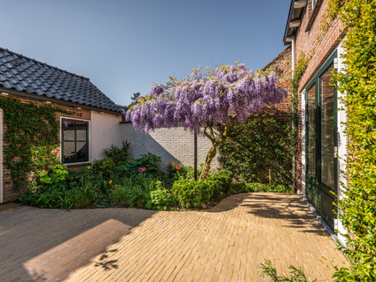 St. Pieterstraat 25