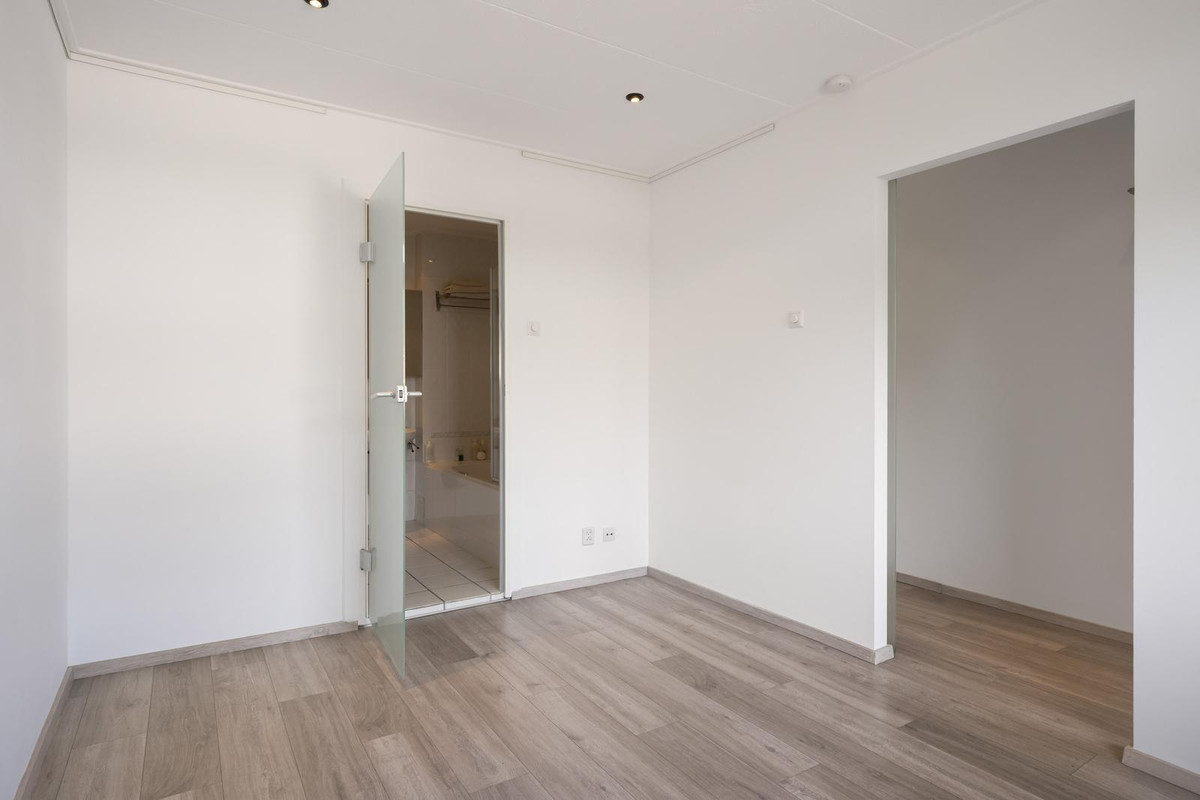 Appartement te koop: Dokter van Kleefstraat 24B, Maastricht
